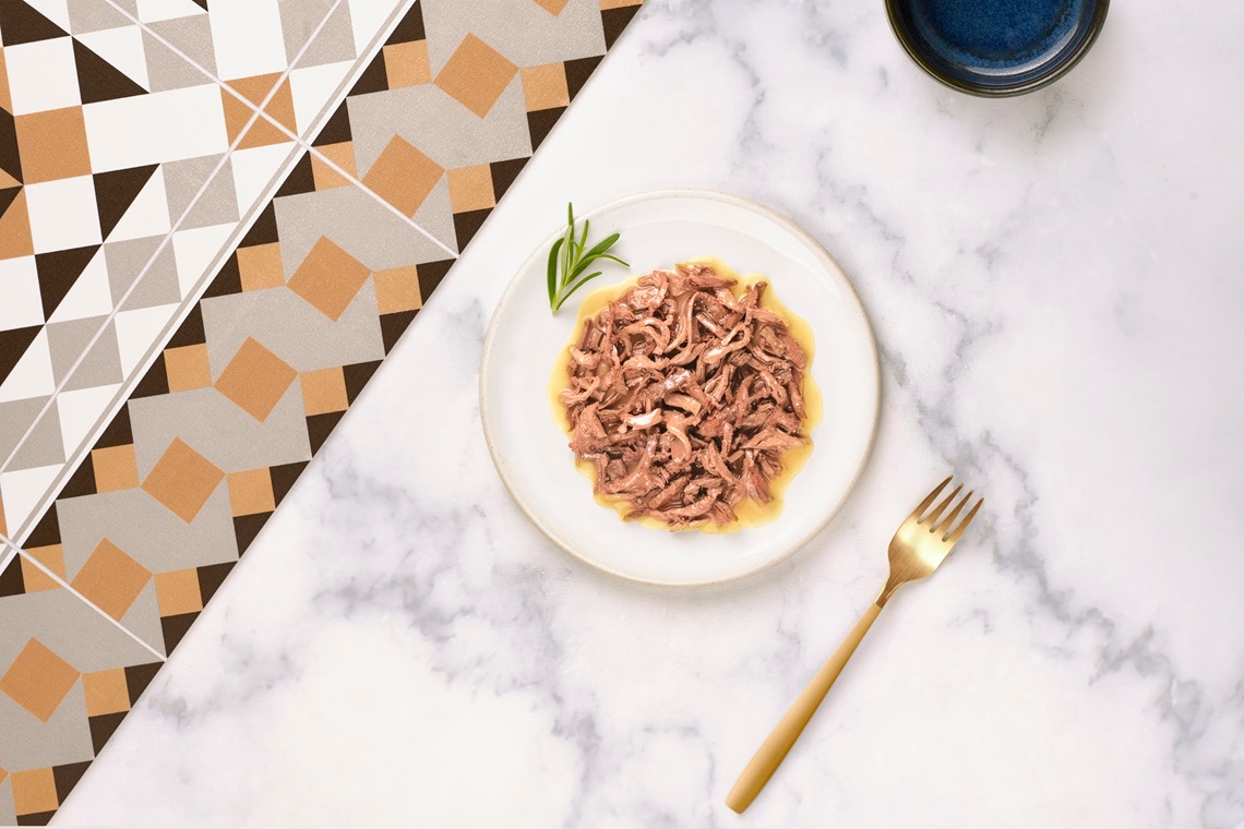 Gourmet Gold Succulent Delights